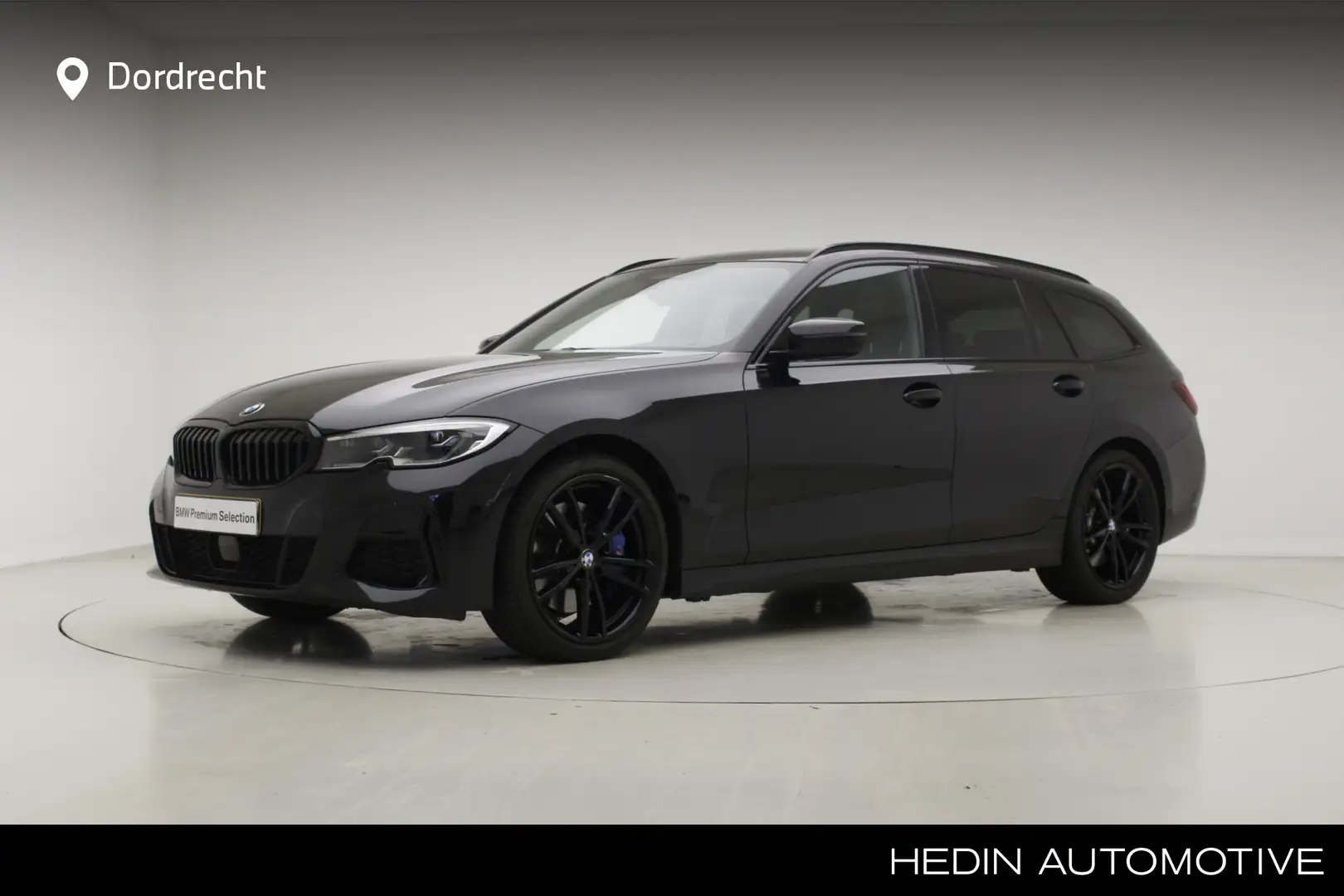 BMW 340 3-serie Touring M340i xDrive | Panorama | Camera | Zwart - 1