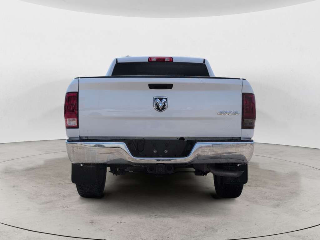 2020 RAM 1500 SXT Plus Quad Cab 4X4 | One Owner | Collision free — снимка 1