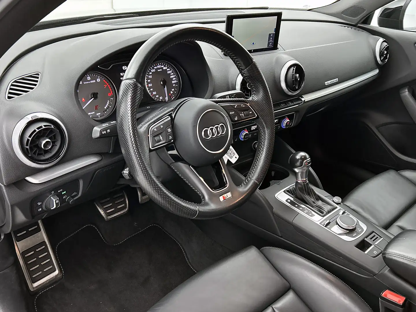 Audi A3 Limousine 2.0 TFSI S3 quattro Pro Line Plus Leder, Noir - 2