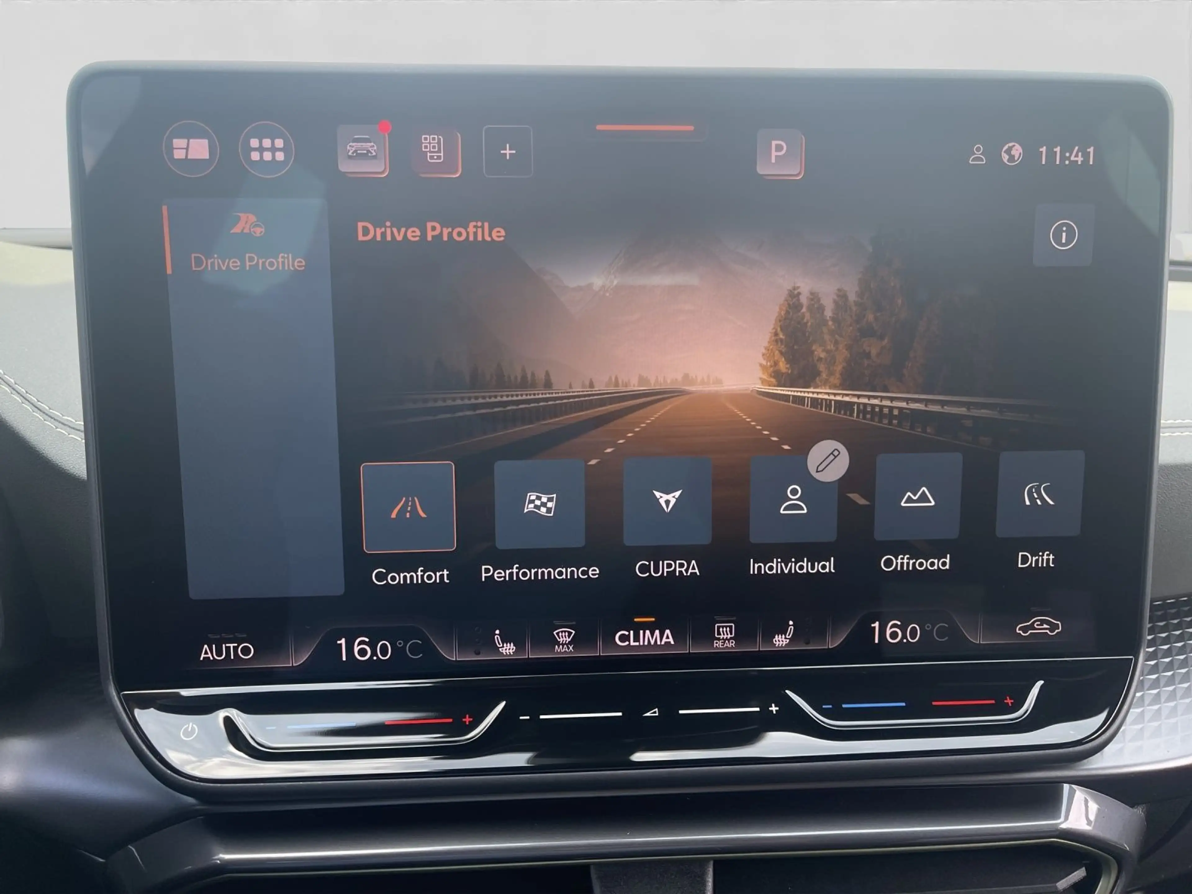 CUPRA Formentor 2.0 TSI DSG 4D TRIBE EDITION UPE64 MAT — photo 15