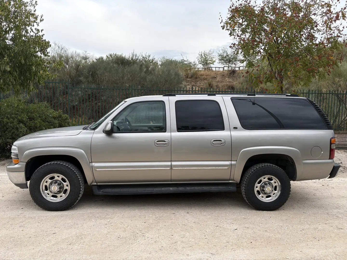 Chevrolet Suburban 6.0 K2500 - 2