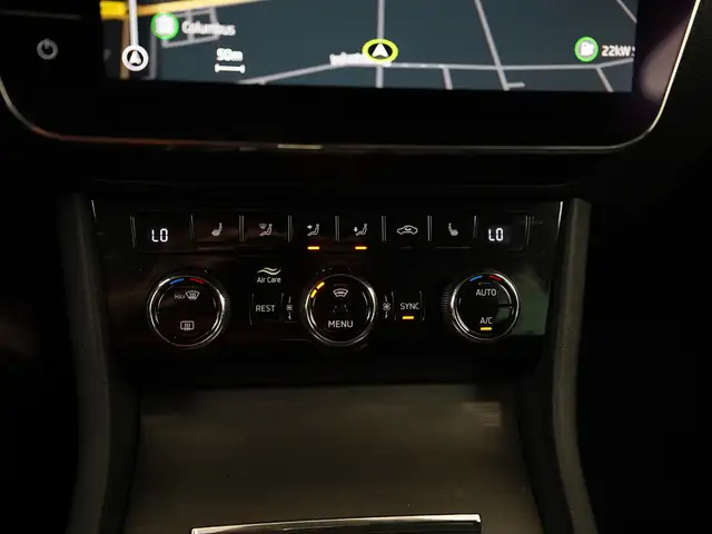 Skoda Superb view 12