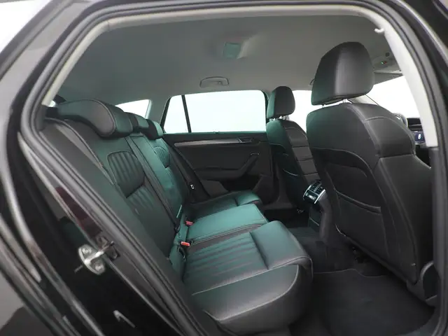 Skoda Superb view 29