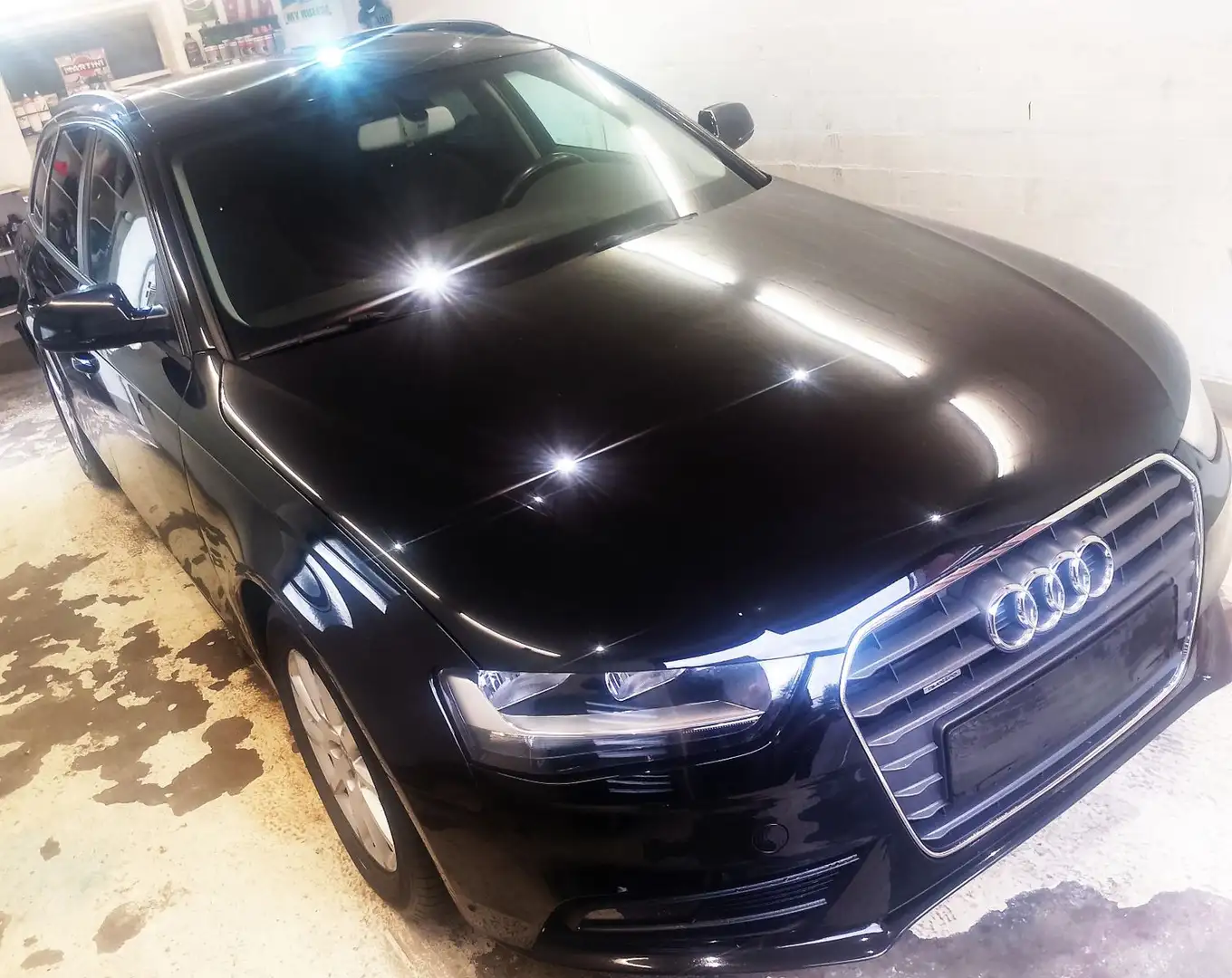 Audi A4 1.8 TFSI quattro Ambiente Avant Noir - 2