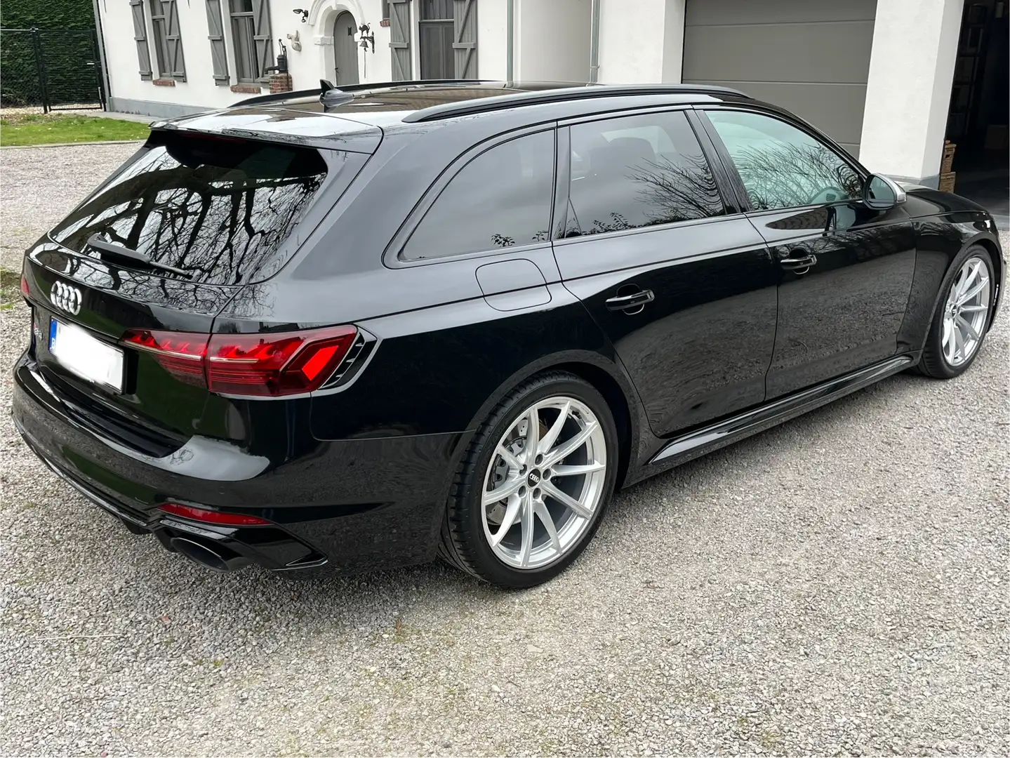 Audi RS4 Avant quattro tiptronic Zwart - 2