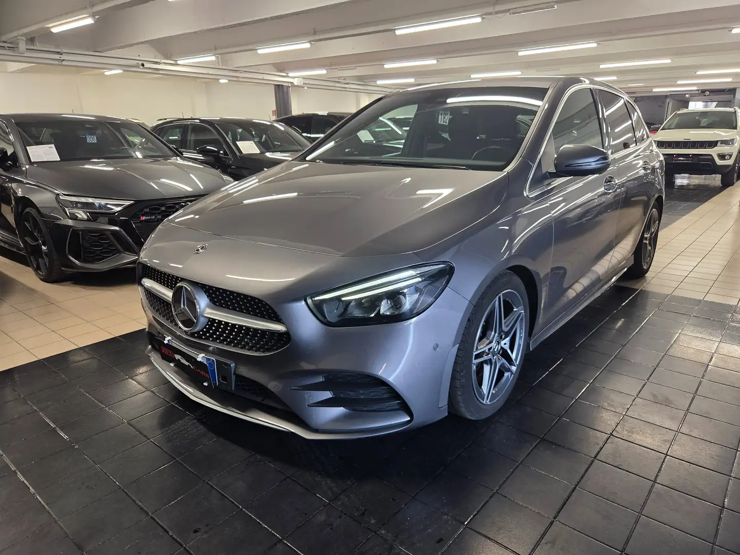 Mercedes-Benz B 180 d Premium auto Grigio - 2