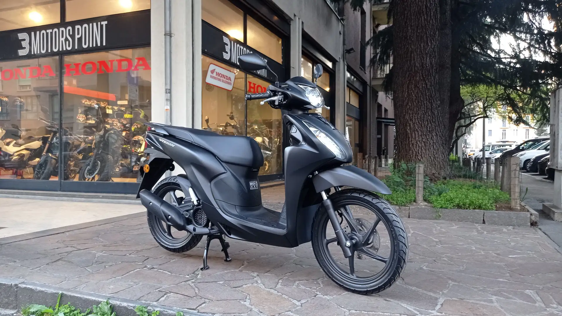 Honda Vision 110 - 1