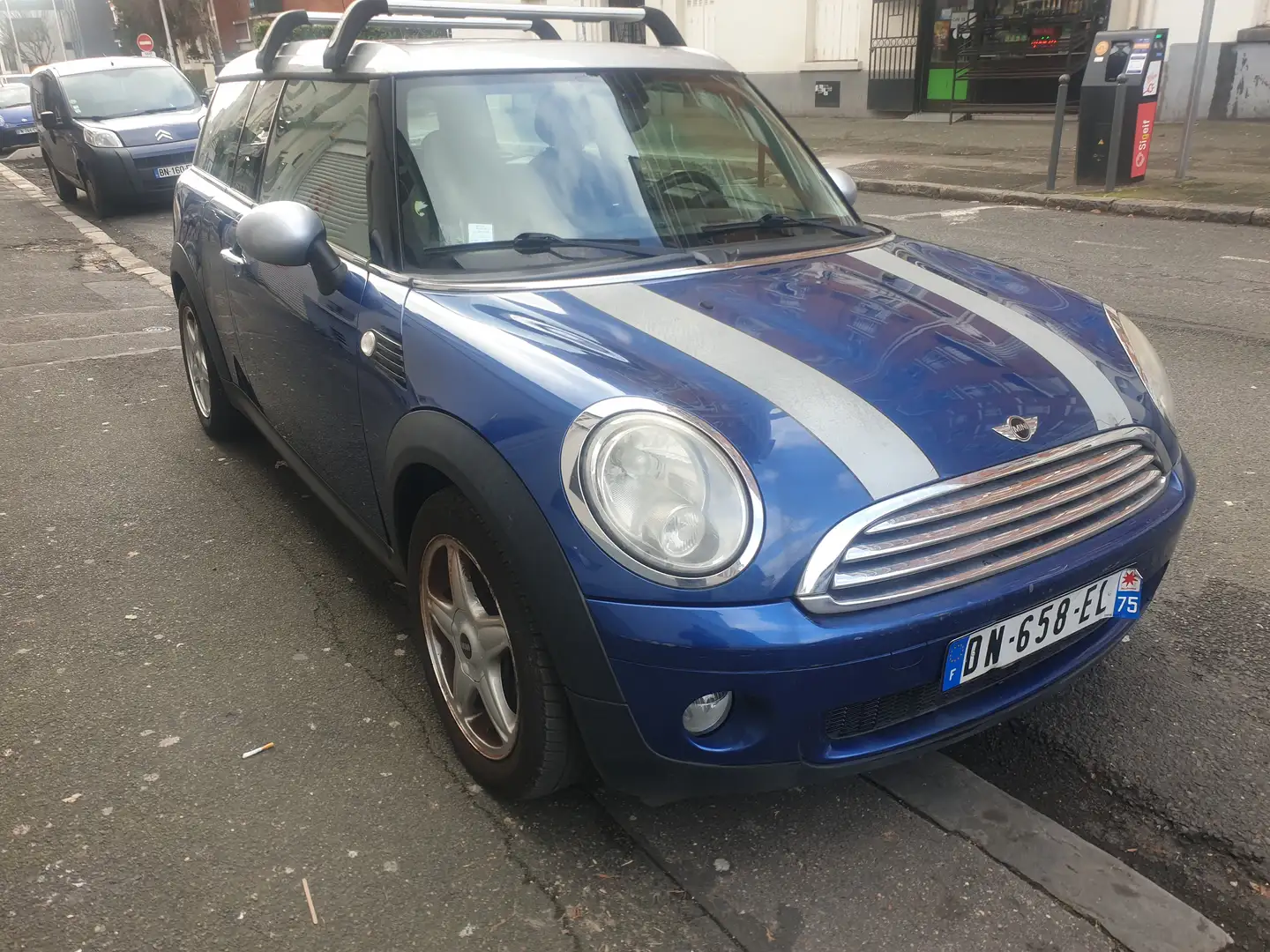 MINI Cooper Clubman Clubman 1.6i - 120 Cooper Bleu - 2