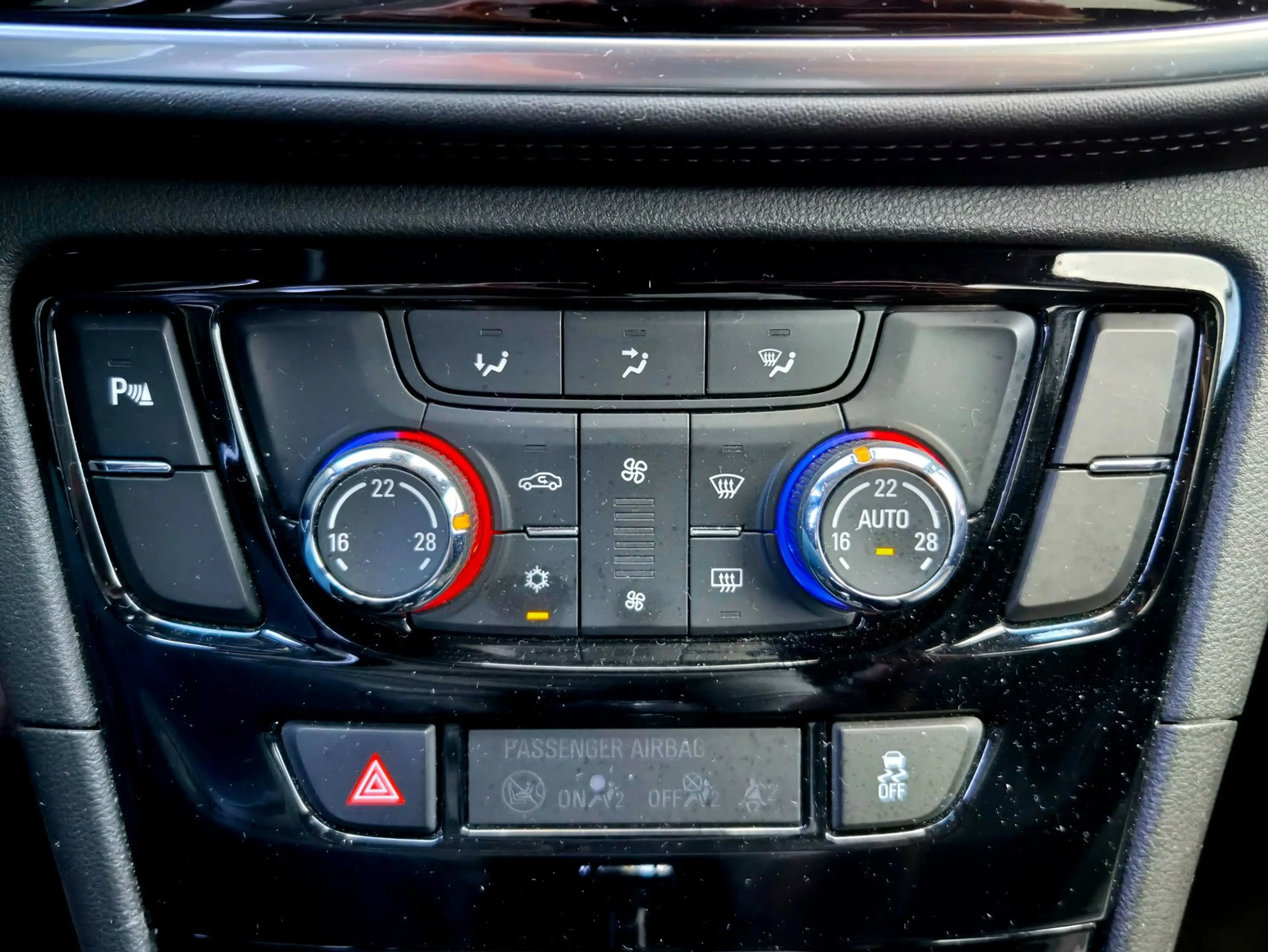 Opel Mokka X 1.4 Turbo Online Edition 140PK + Trekhaak|Camera|A — photo 27