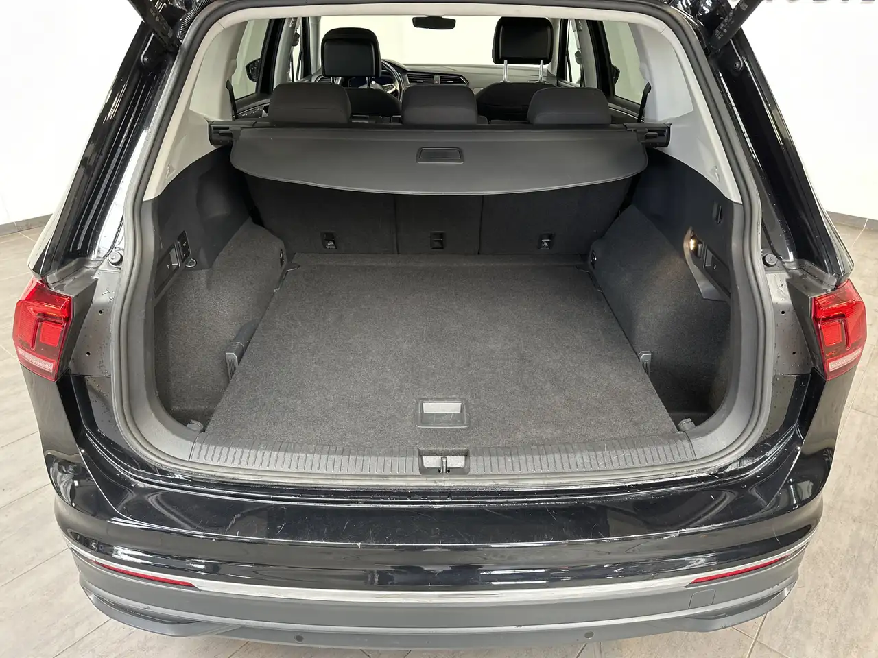 Volkswagen Tiguan Allspace 1.5 TSI DSG Sport NAV+LED+KAMERA 6