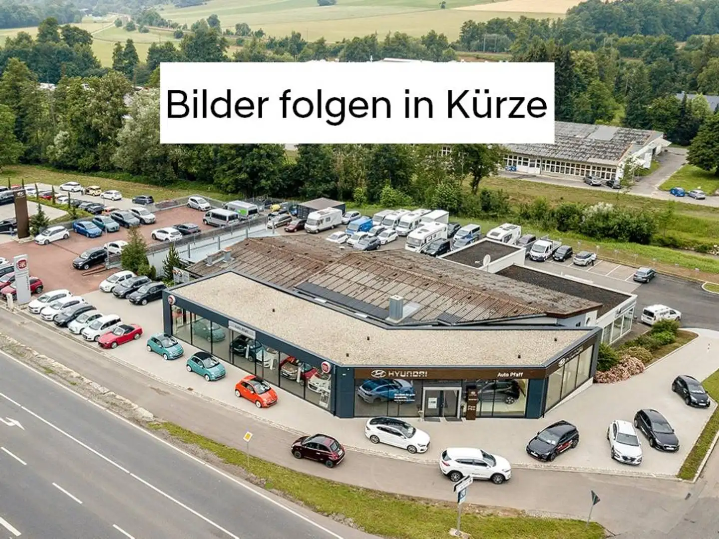 Hyundai i30 Kombi 1.6 CRDi DCT Edition 30 PLUS Navi|Kamera|PDC Schwarz - 1