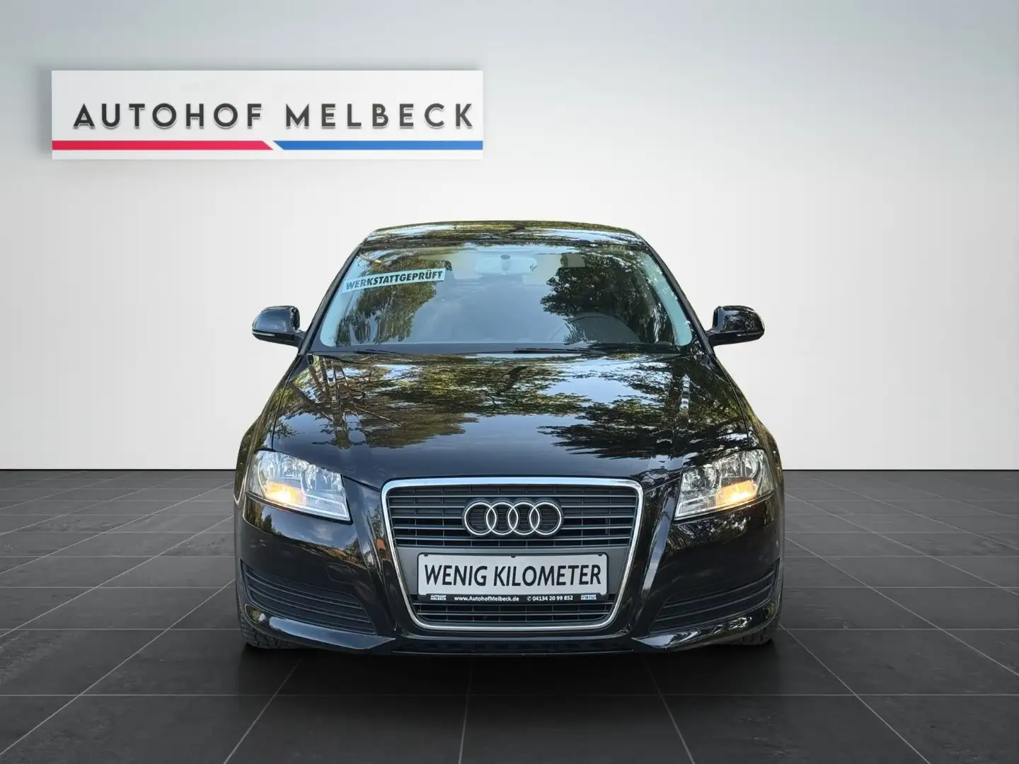 Audi A3 1.6 Attraction*2.HAND*KLIMATRONIC*SHZ*S-HEFT* Schwarz - 2