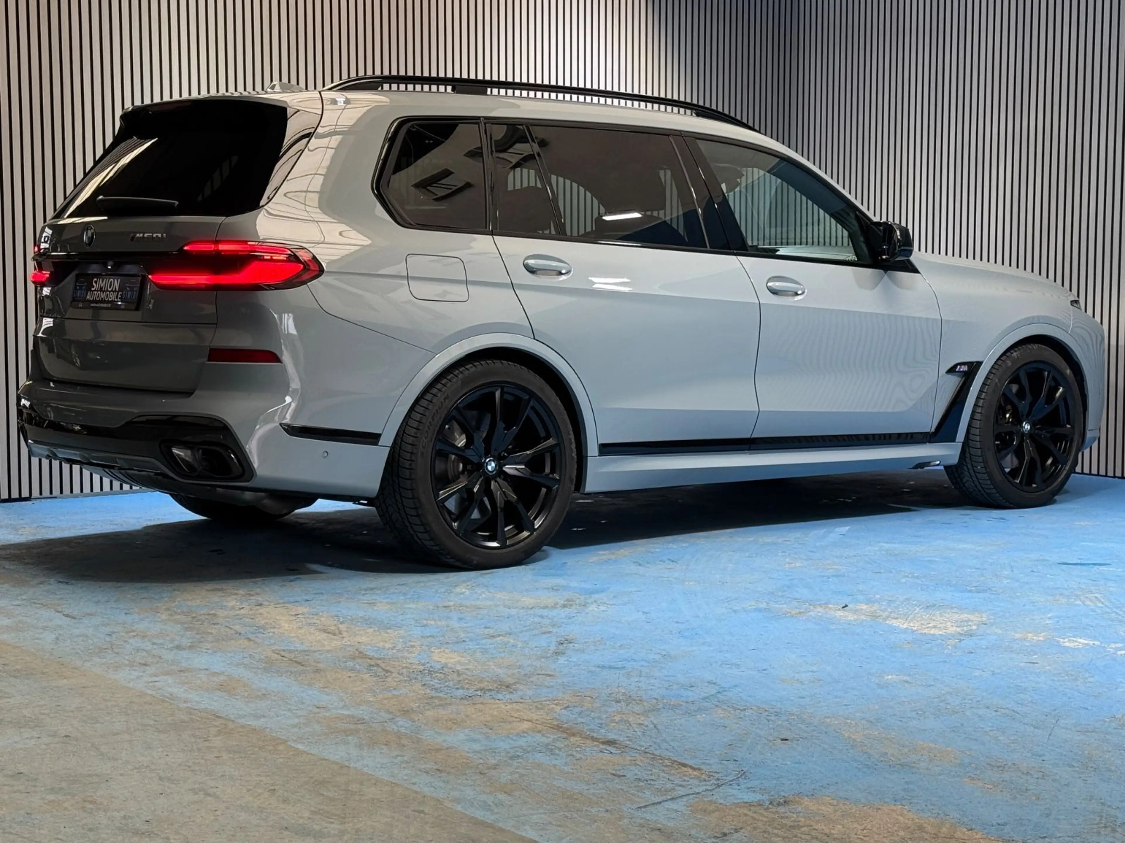BMW X7 M60 i INDIVIDUEL — photo 5