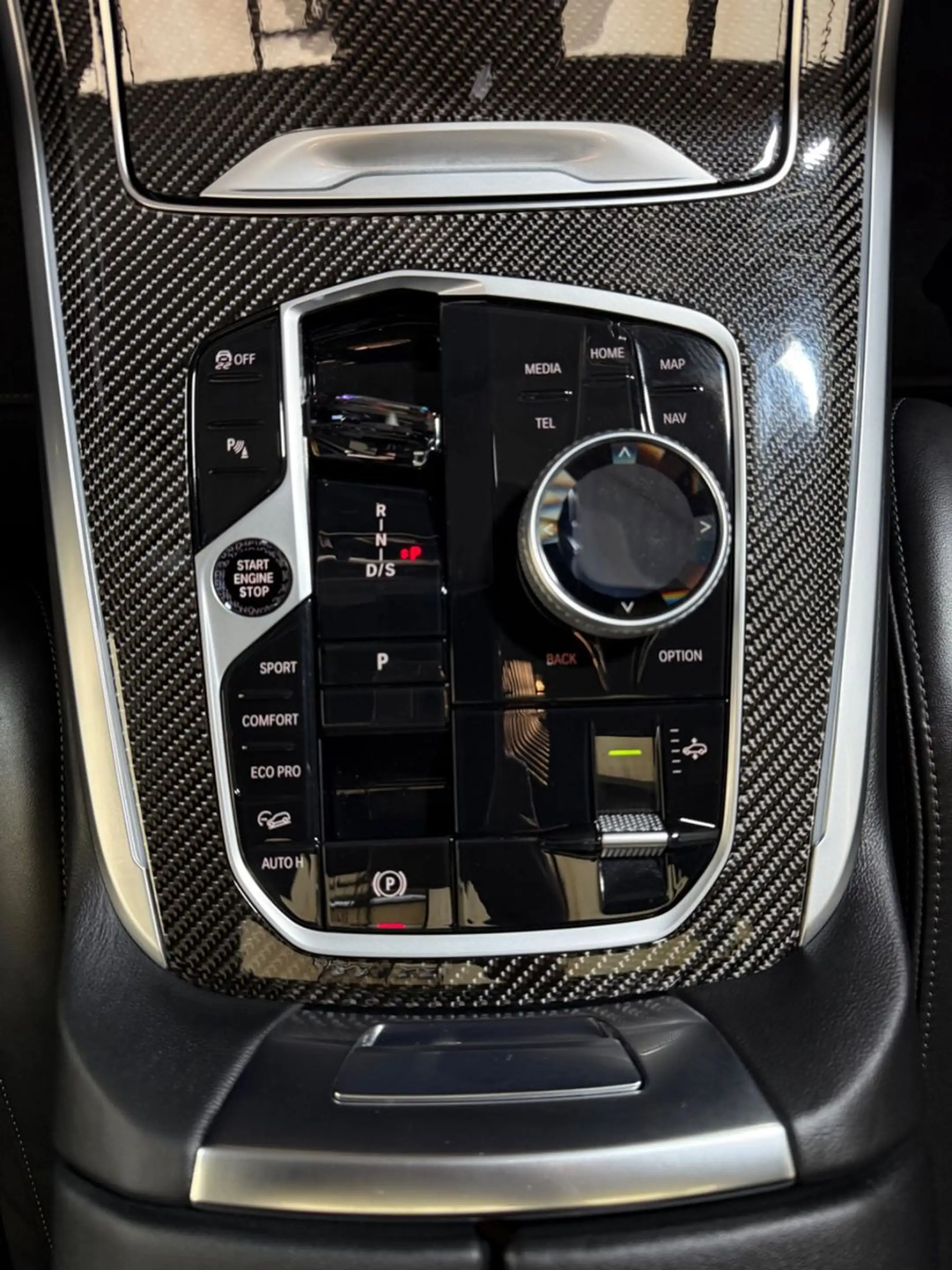 BMW X7 M60 i INDIVIDUEL — photo 15