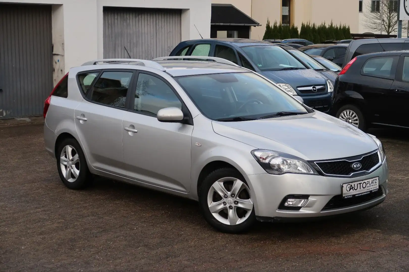 Kia Ceed / cee'd Ceed 1.4 *WENIG-KM *NAVI *KLIMATRONIK *ALU Silber - 2