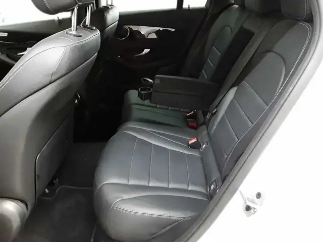 Mercedes-Benz GLC view 13