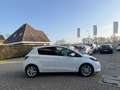 Toyota Yaris 1.5 Full Hybrid Dynamic Aut. Pano Camera Navi Clim Weiß - thumbnail 5