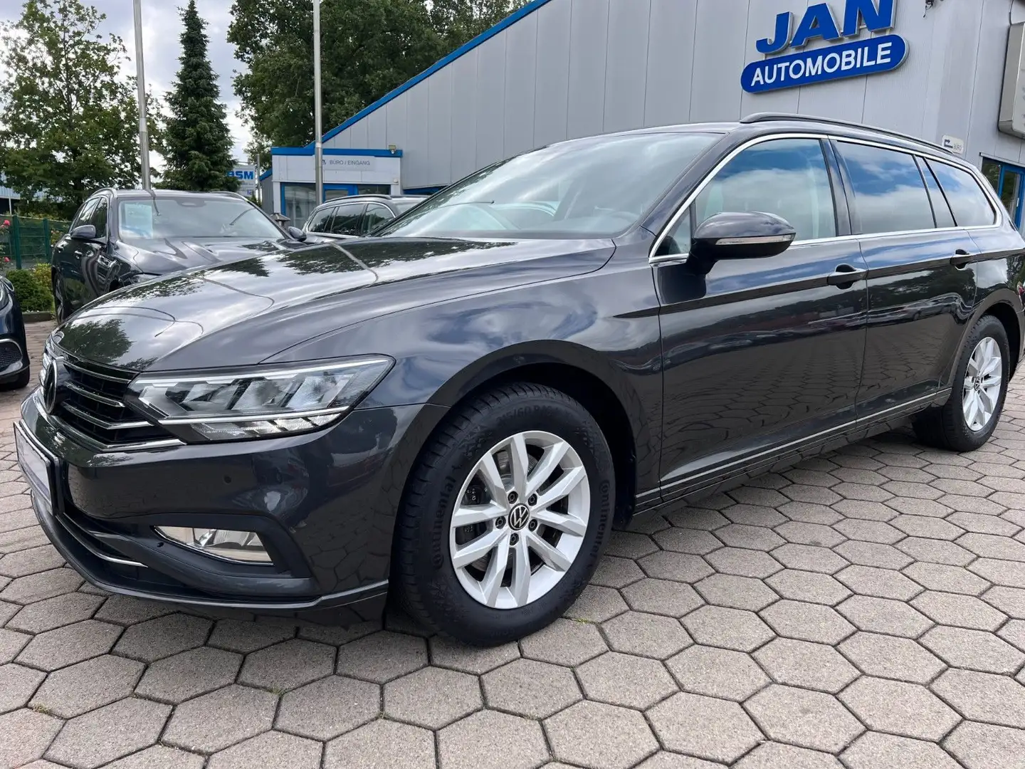 Volkswagen Passat Variant 2.0TDI DSG Business LED Kamera Grau - 1