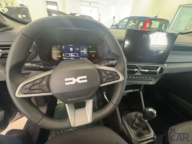 Dacia Duster view 8