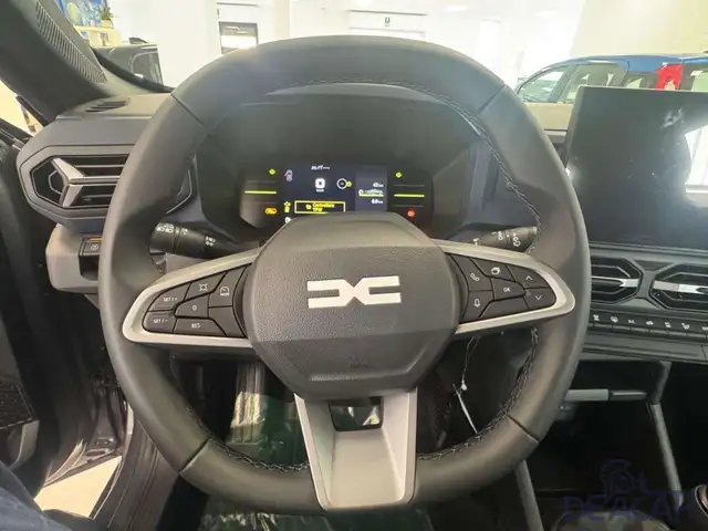 Dacia Duster view 12