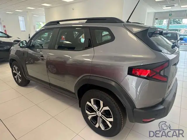 Dacia Duster view 13