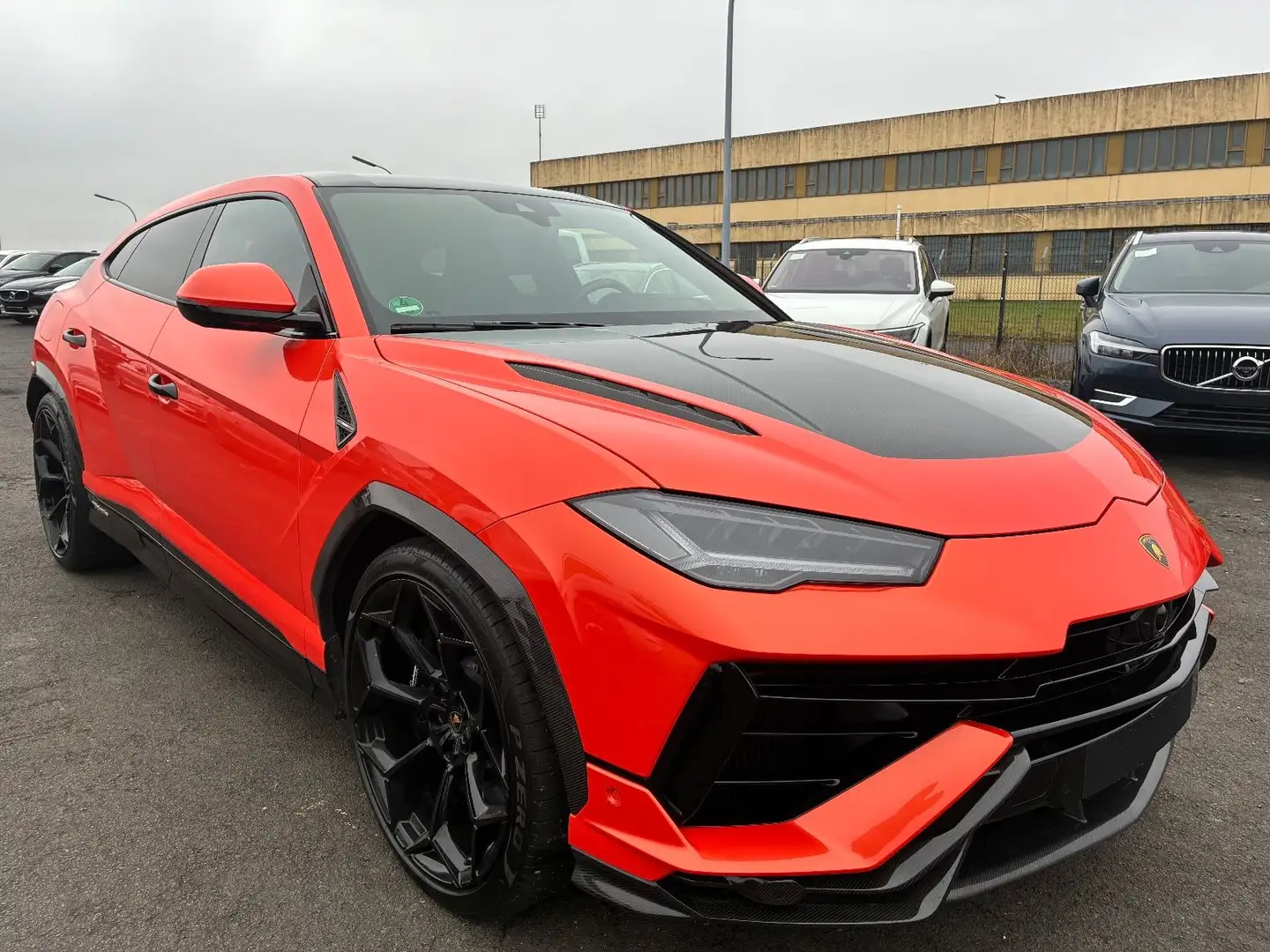Lamborghini Urus Performante VOLL Carbon VOLL Alcantara Orange - 1