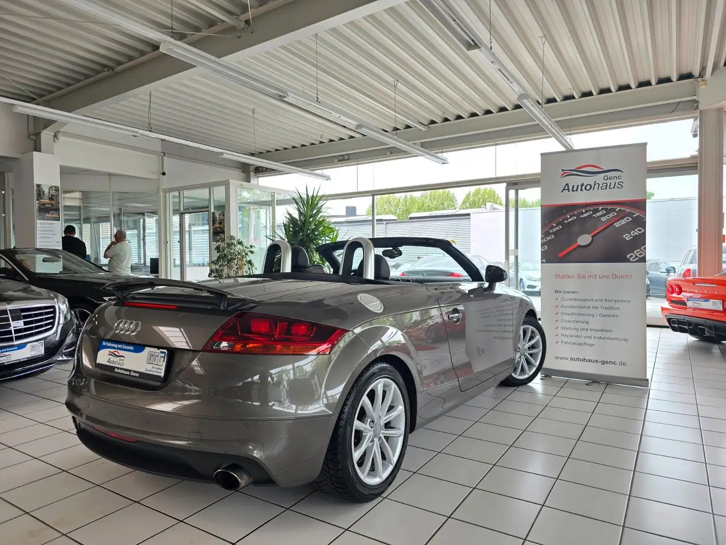 Audi TT 2.0 TFSI Roadster quattro Navigation magnetic Grau - 2