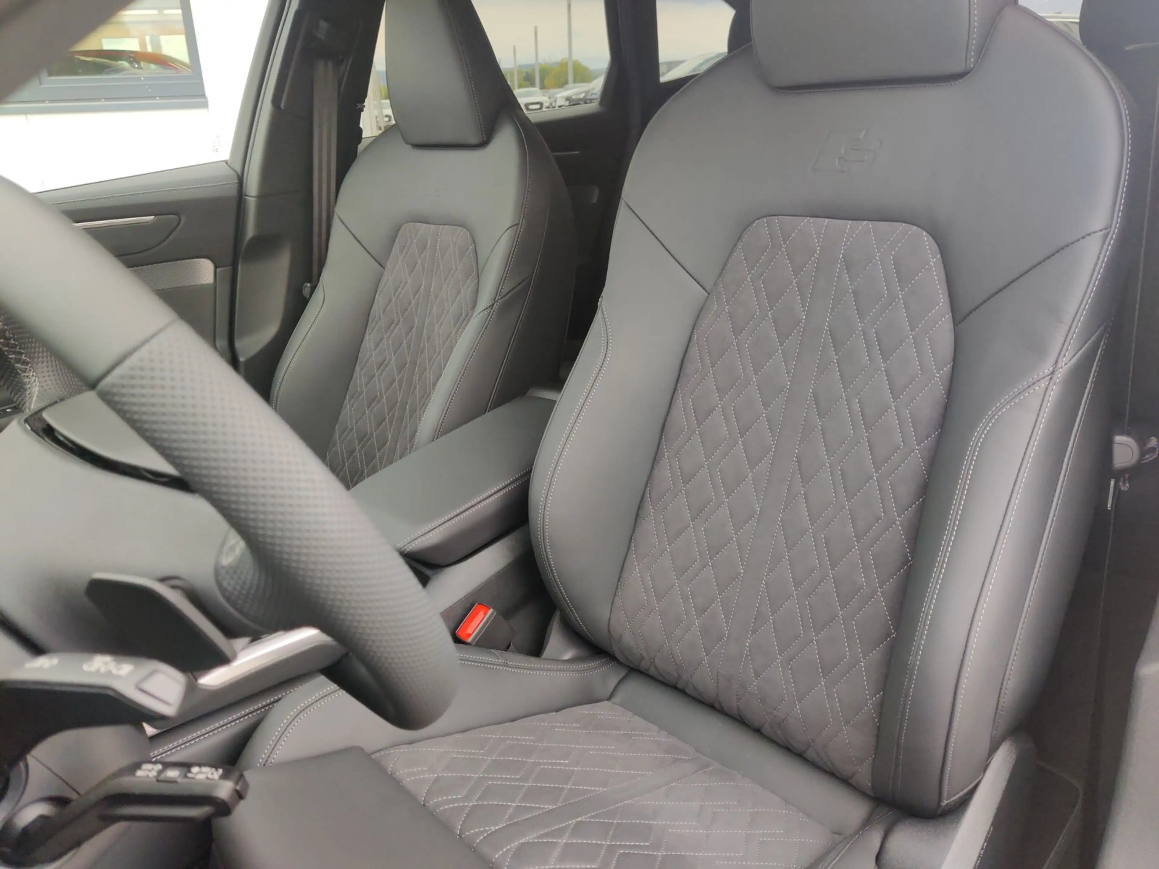 Audi A6 allroad e-hybrid TechPro AHK HuD b+O B&O AHK — photo 12