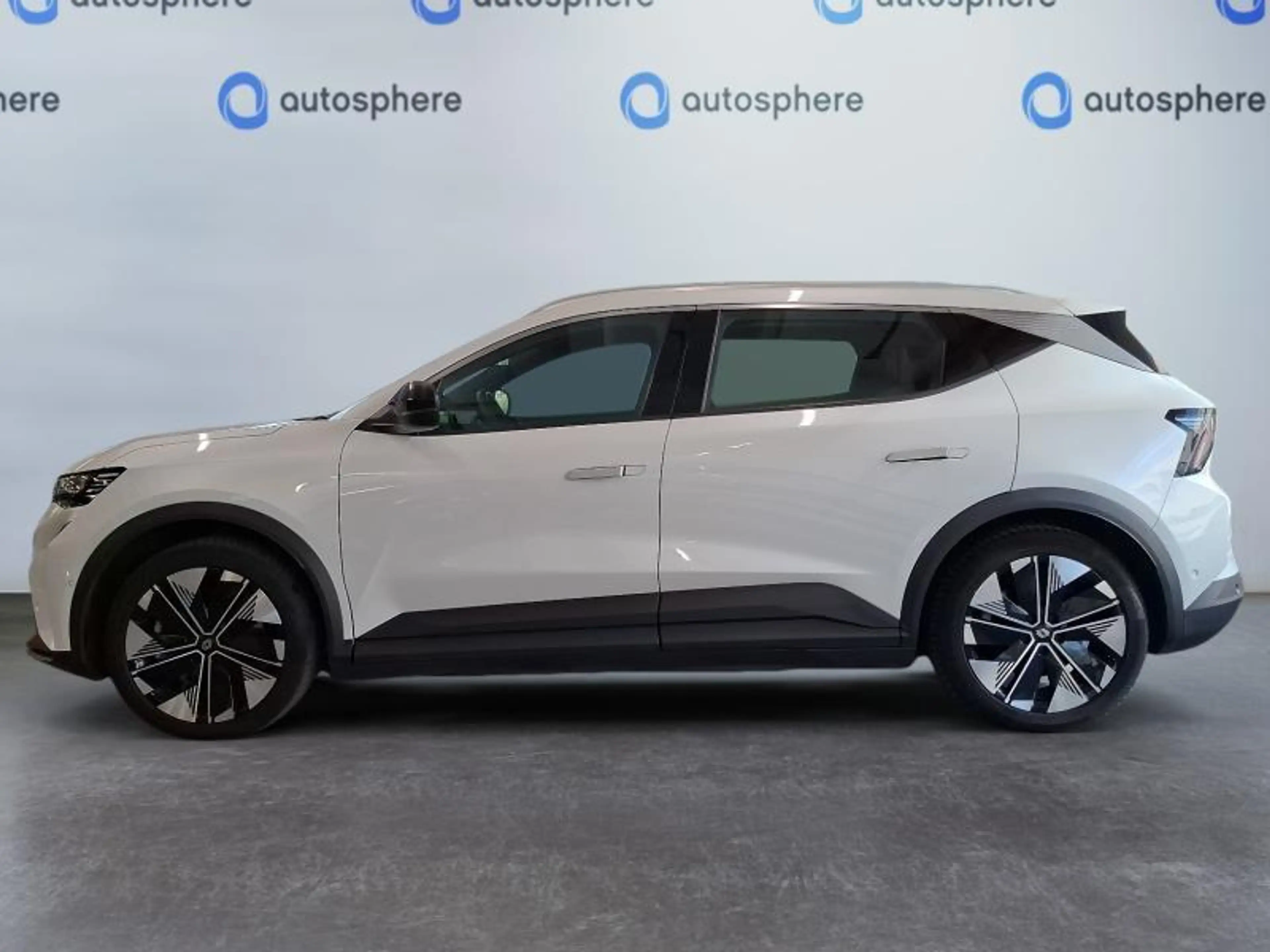 Renault Scenic E-Tech electric Evolution — photo 3