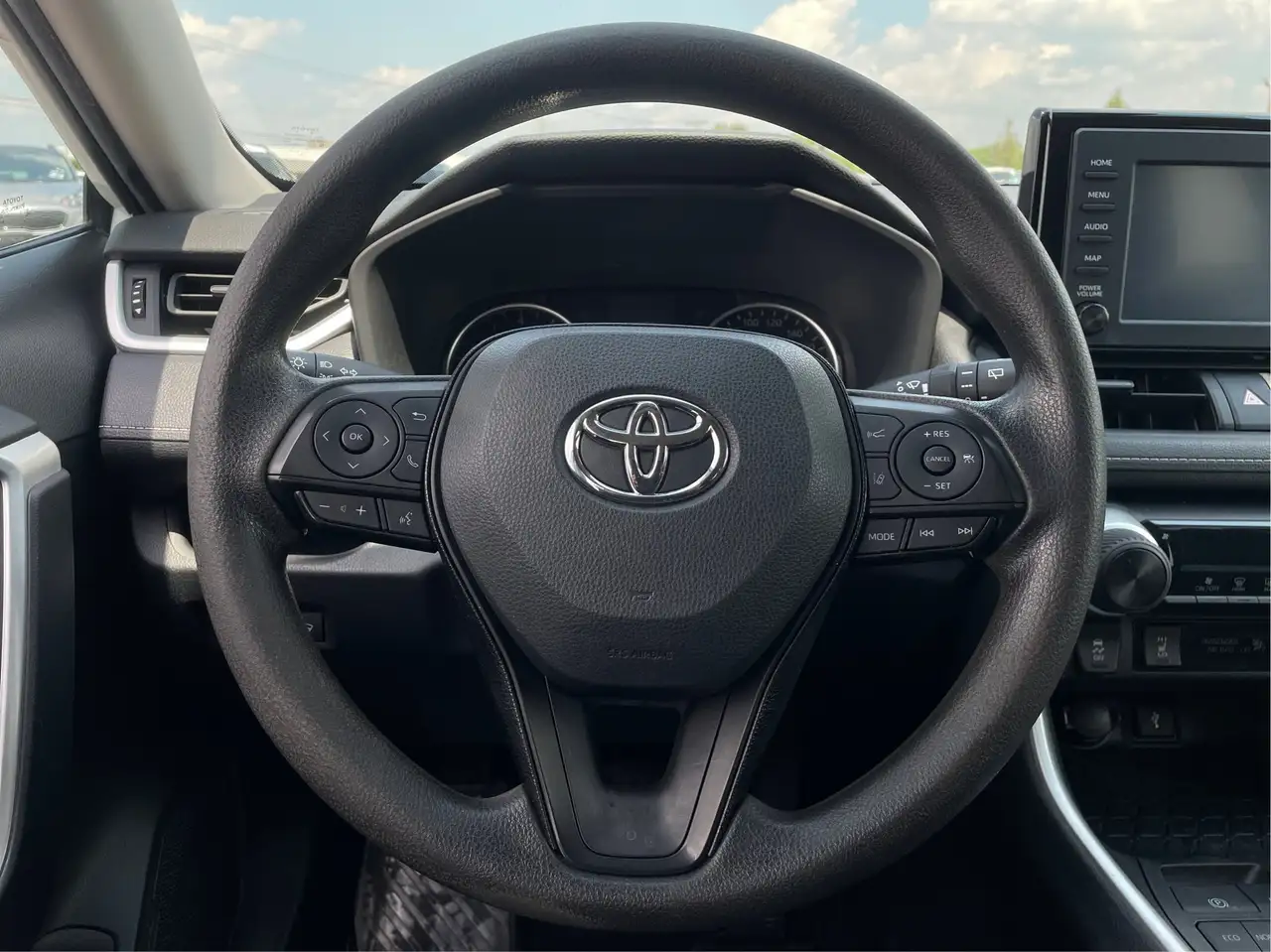 Toyota RAV 4 photo Toyota RAV 4