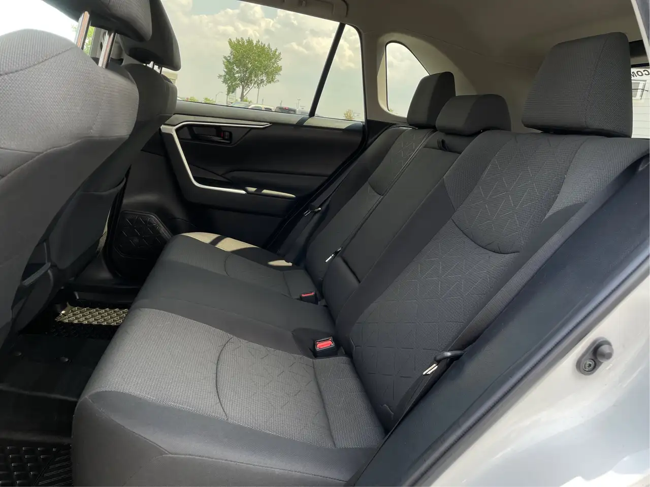 Toyota RAV 4 photo Toyota RAV 4