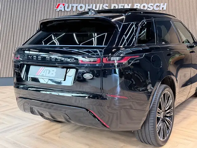 Land Rover Range Rover Velar view 19