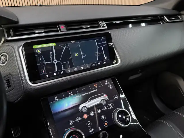 Land Rover Range Rover Velar view 15