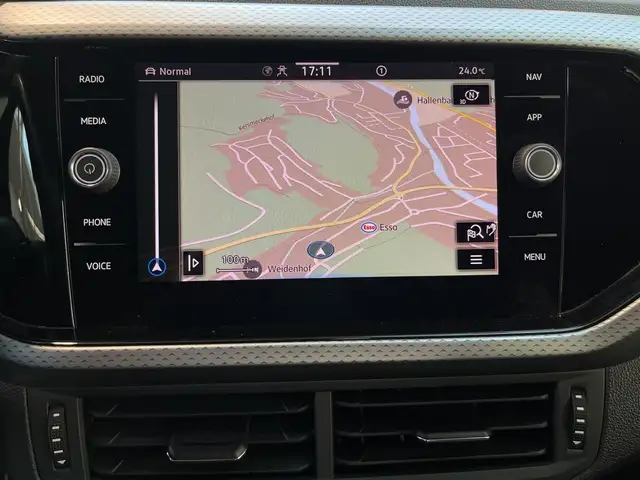 Volkswagen T-Cross view 12