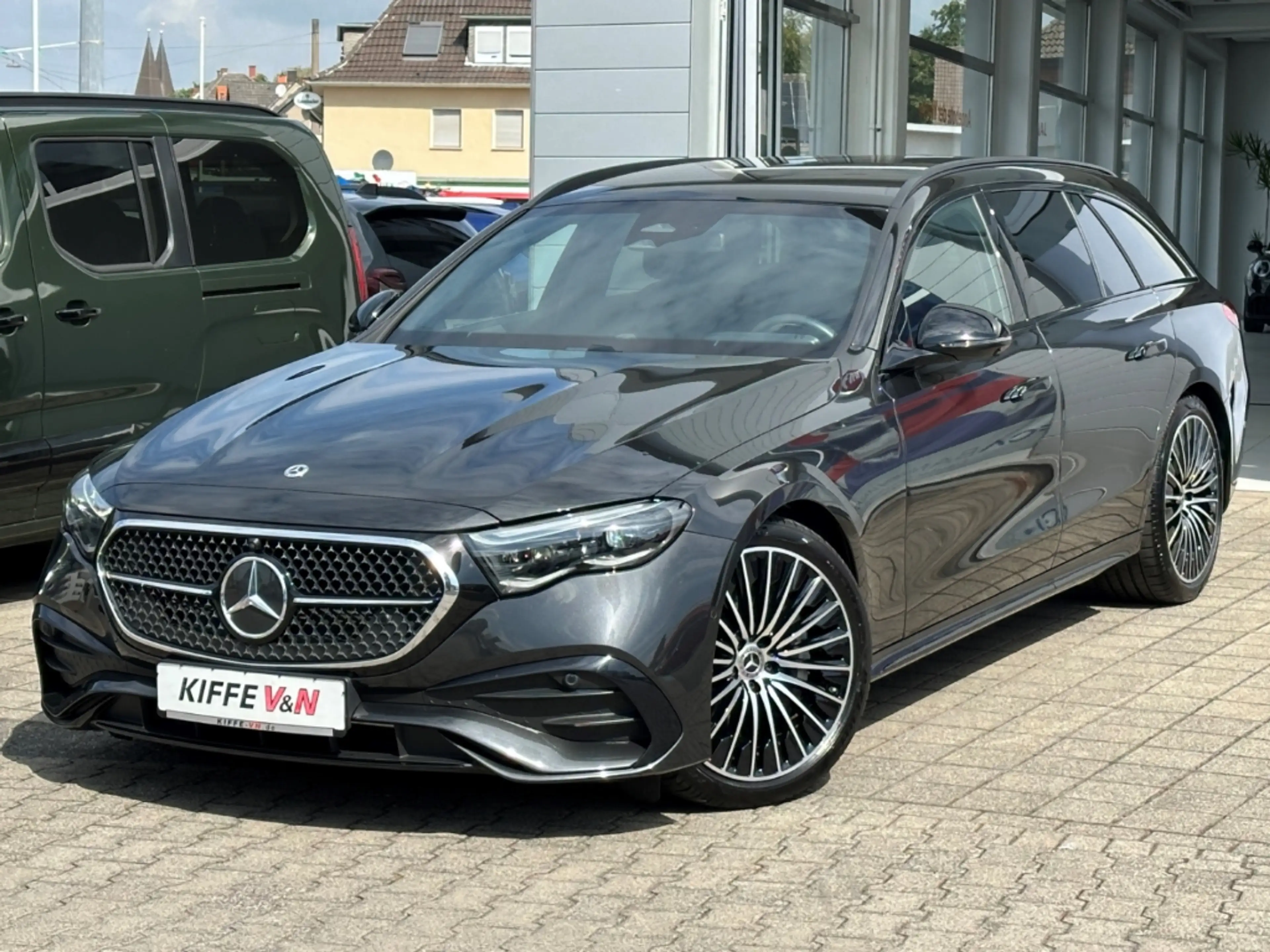 Mercedes-Benz E 450 T 4M AMG Line NIGHT SPRSCREEN HUD BURM 360 — photo 3