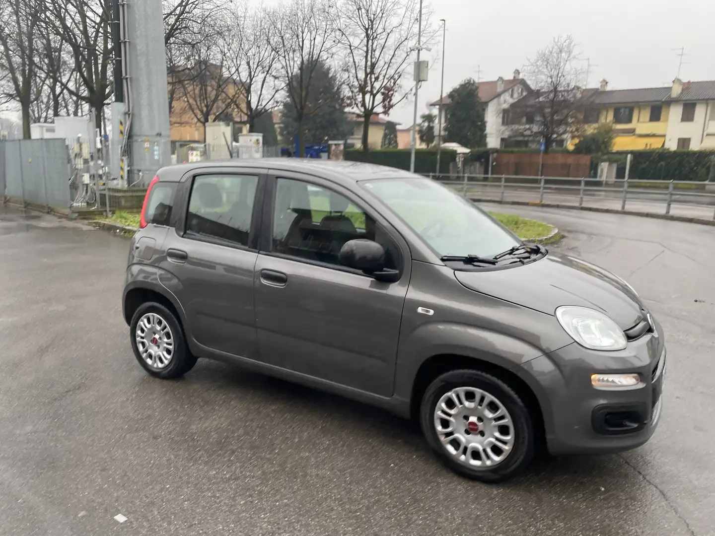 Fiat Panda 1.2 Easy s&s 69cv my19 Gris - 1