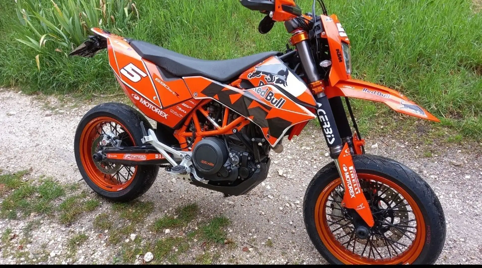 KTM 690 SMC Orange - 1