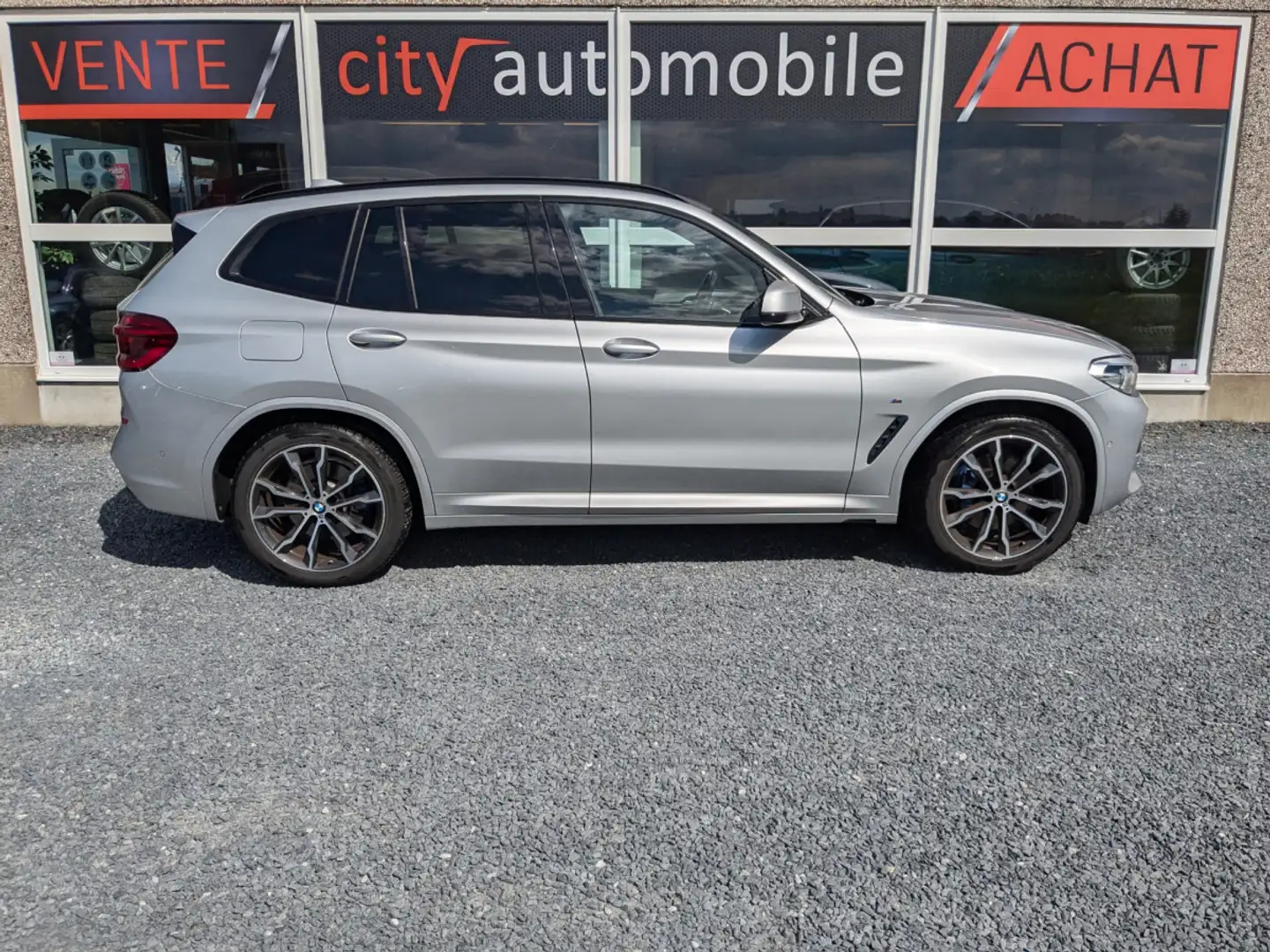 BMW X3 X3 XDRIVE20D PACK M CARPLAY GPS BLUETOOTH CAMERA Grijs - 2
