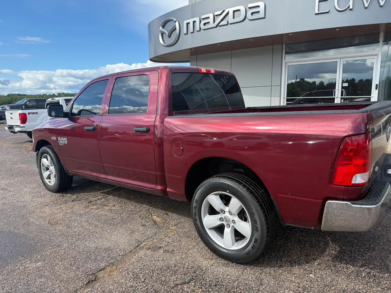 RAM 1500 снимка RAM 1500