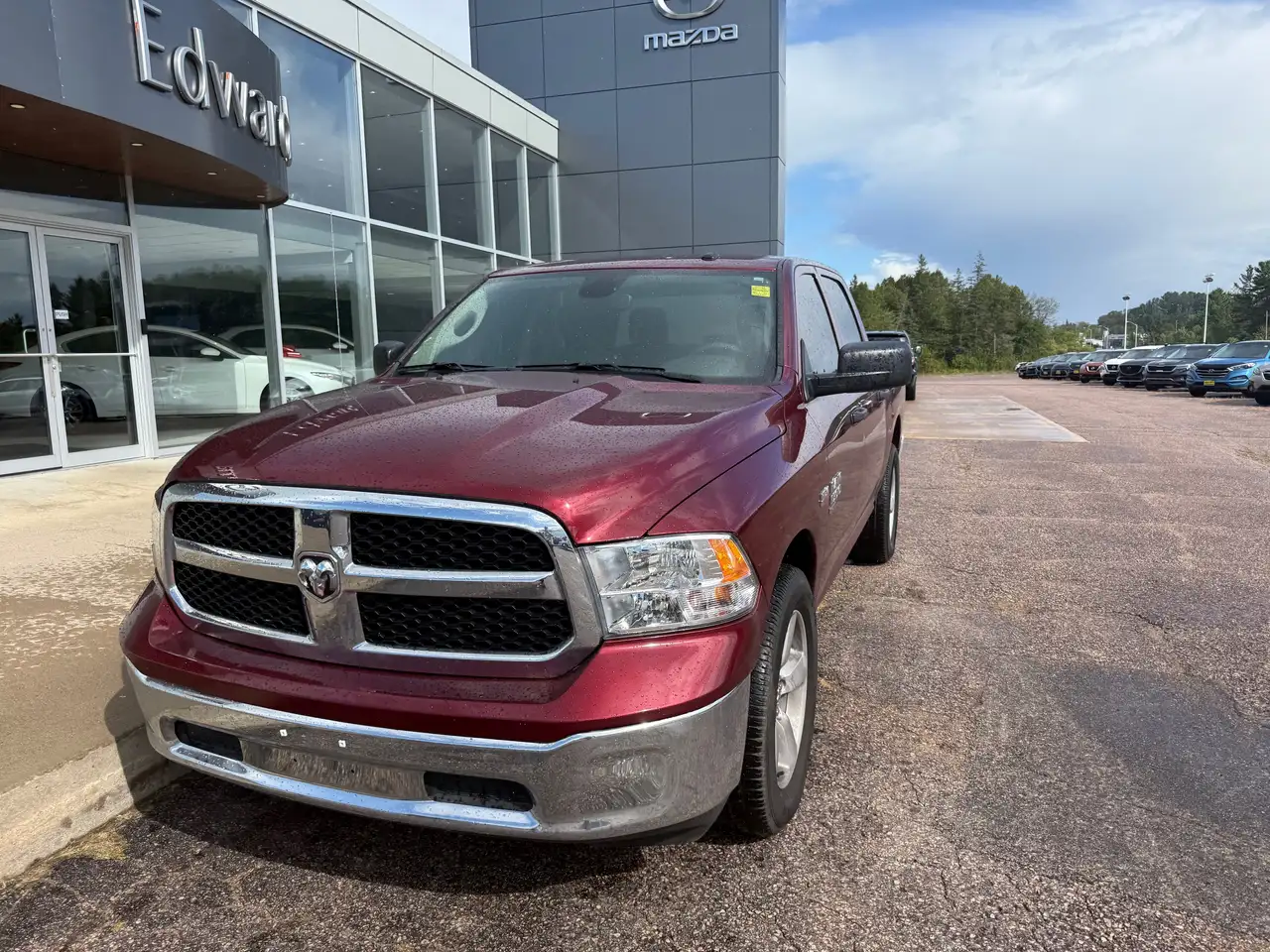RAM 1500 снимка RAM 1500