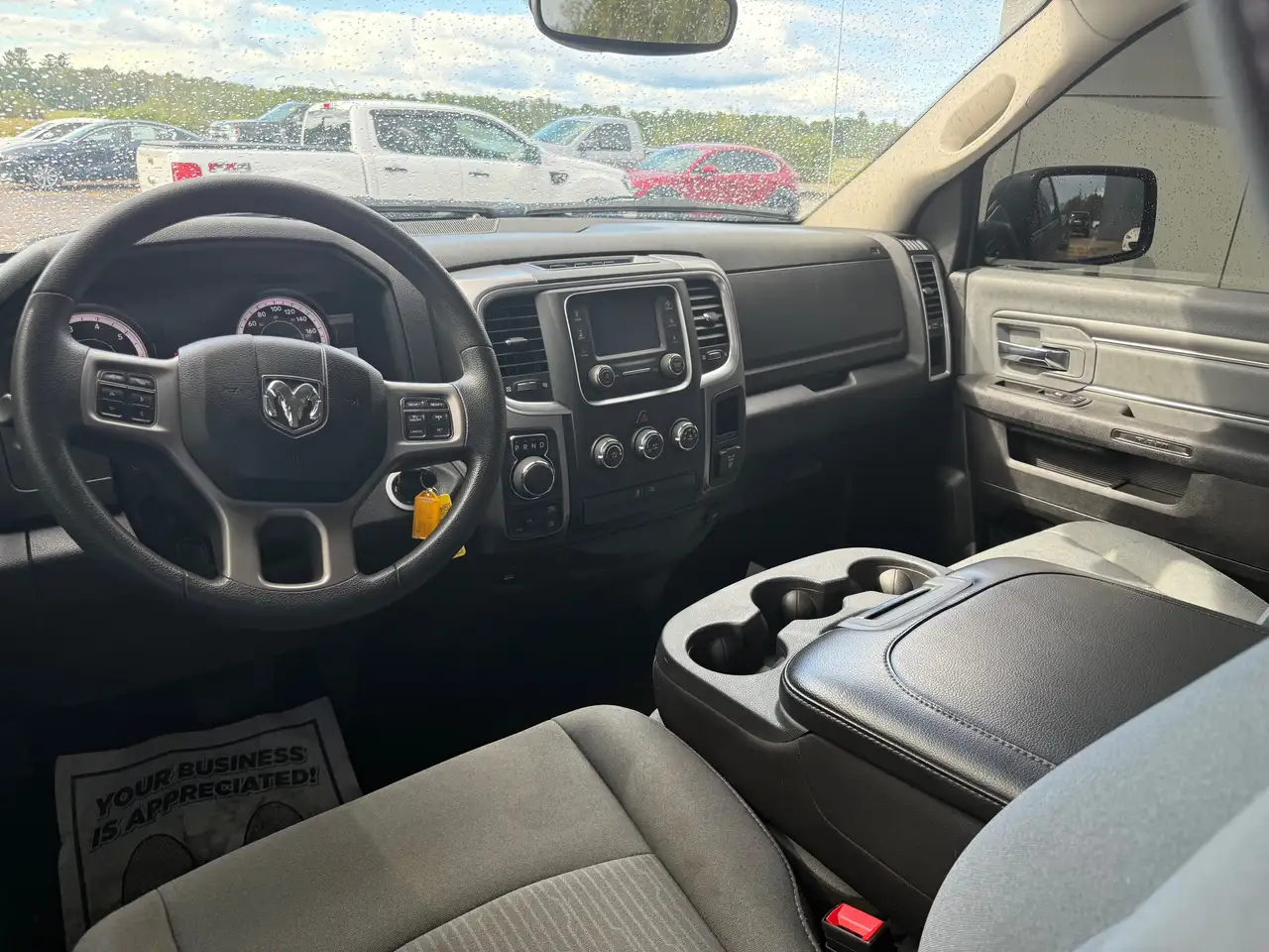 RAM 1500 снимка RAM 1500