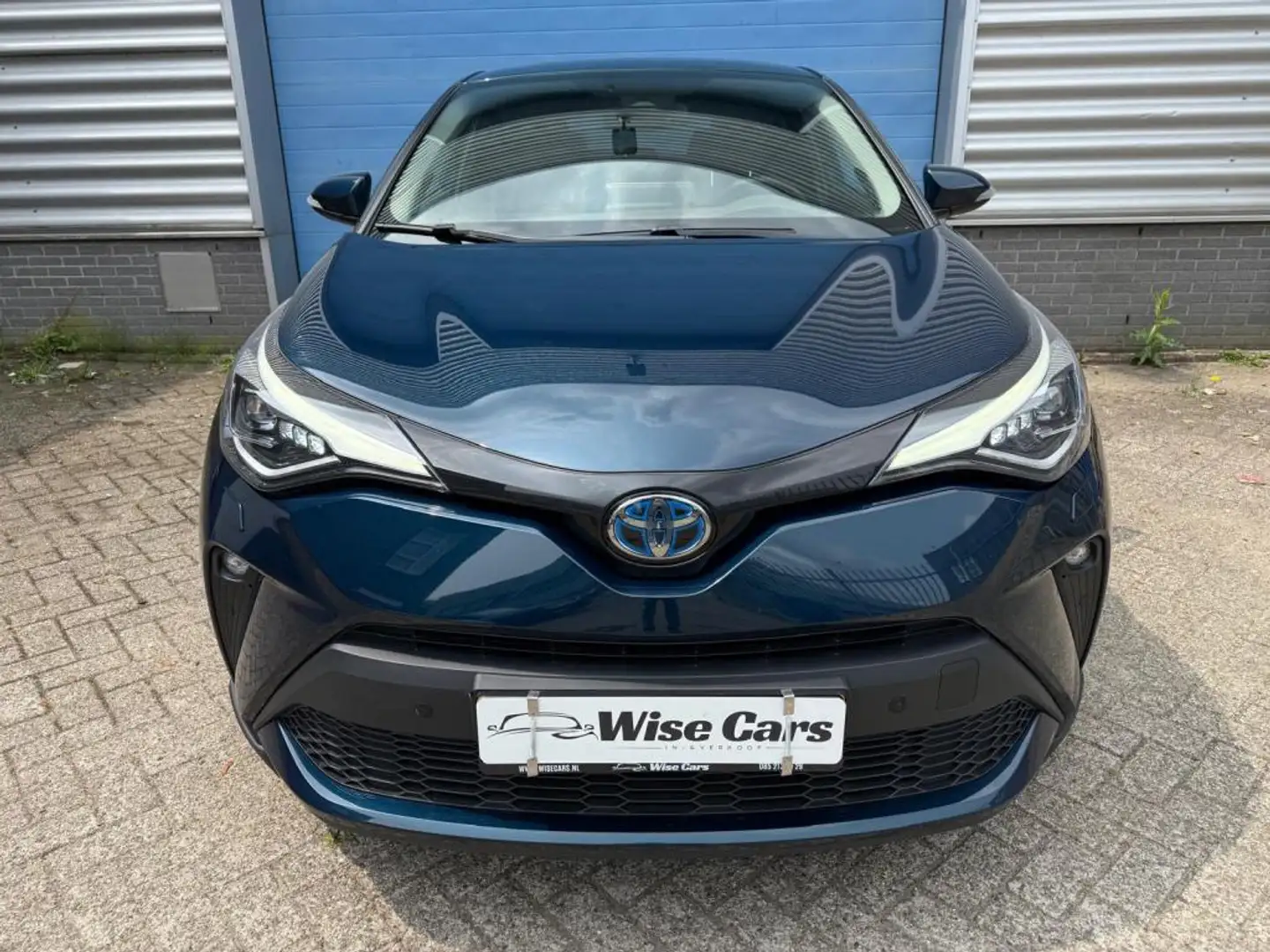Toyota C-HR 1.8 Hybrid Executive met BOM VOLL. Fabrieksgaranti Blauw - 2