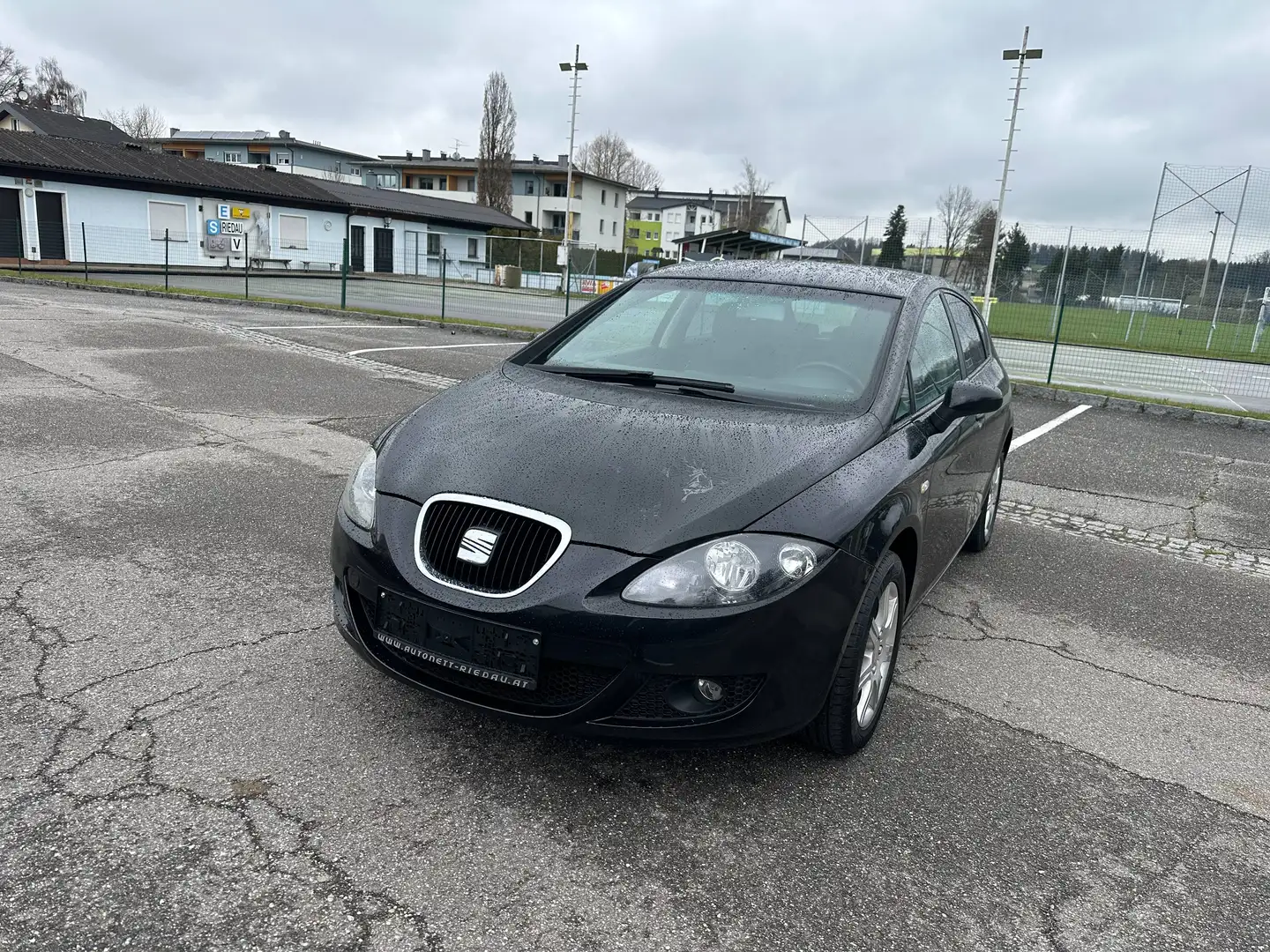 SEAT Leon Leon 1,4 *Klima* Schwarz - 1