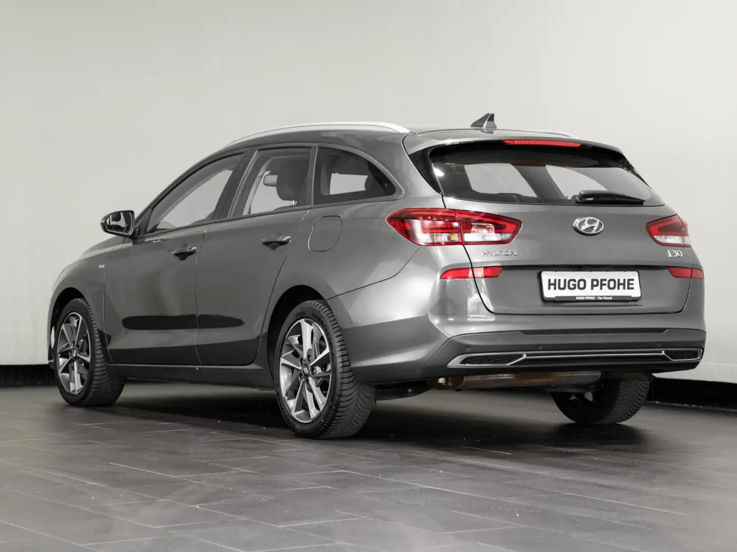 Hyundai i30 1.5 T-GDI Trend Grau - 2