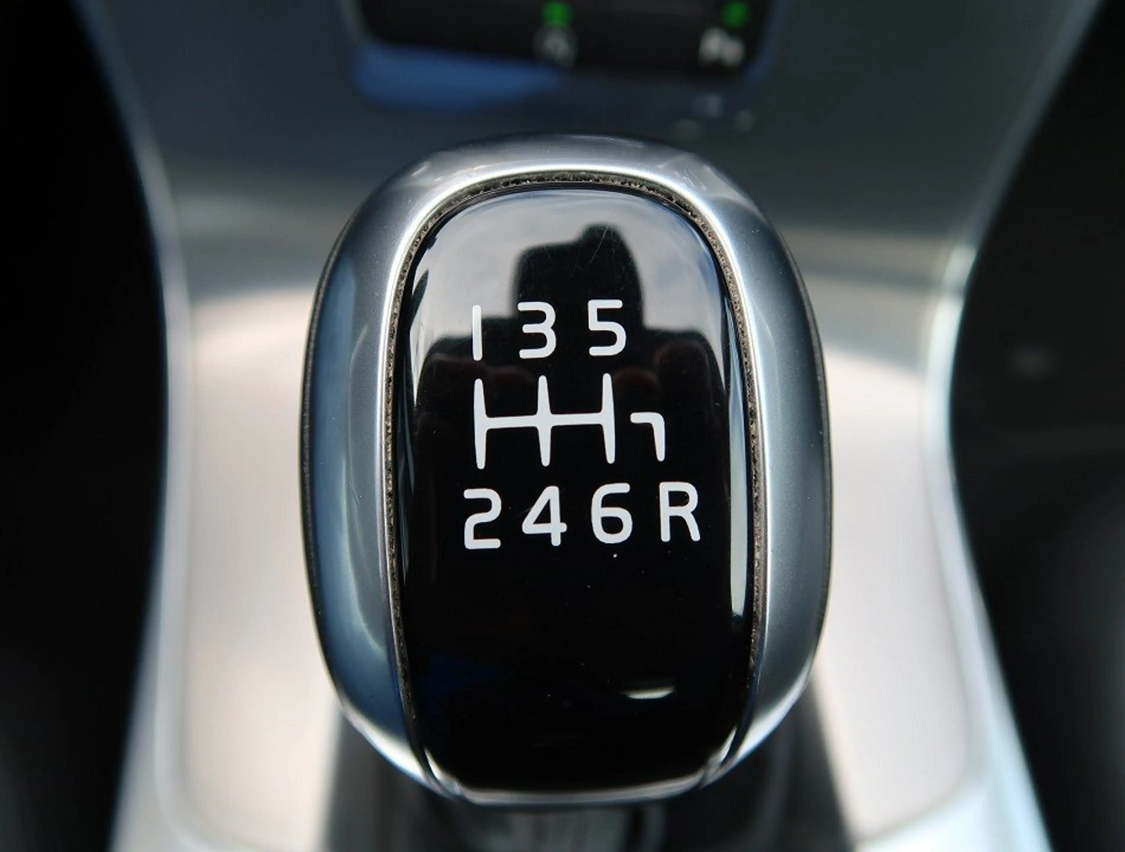 Volvo S60 *Liebhabergepflegter Topzustand*viele Extras* Mome — photo 26