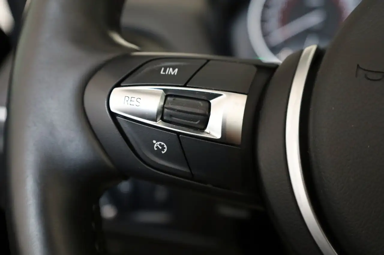 BMW 220 Cabriolet — photo 16 sur 31