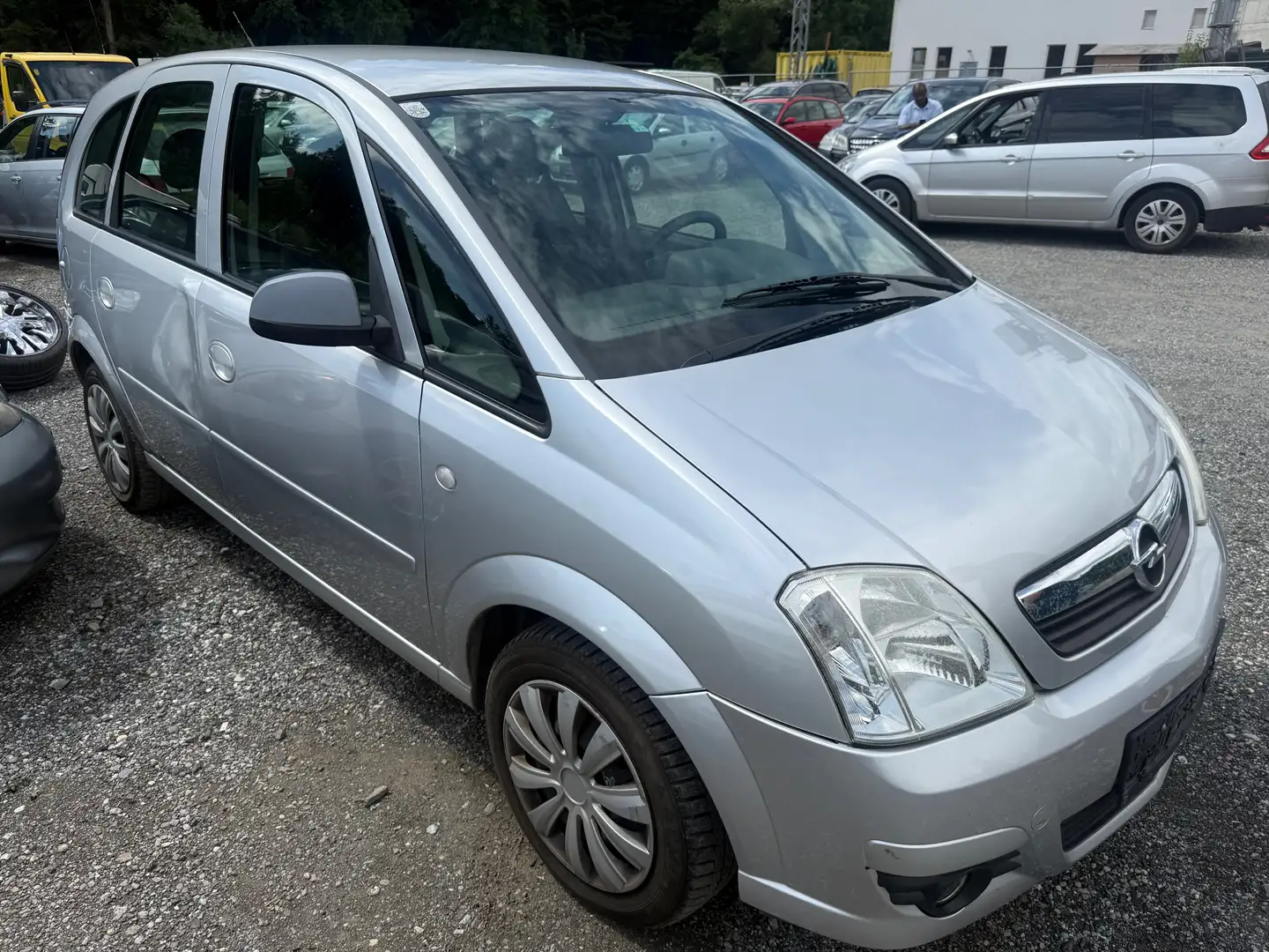 Opel Meriva 1,6 16V klimatronik euro 4 Silber - 1
