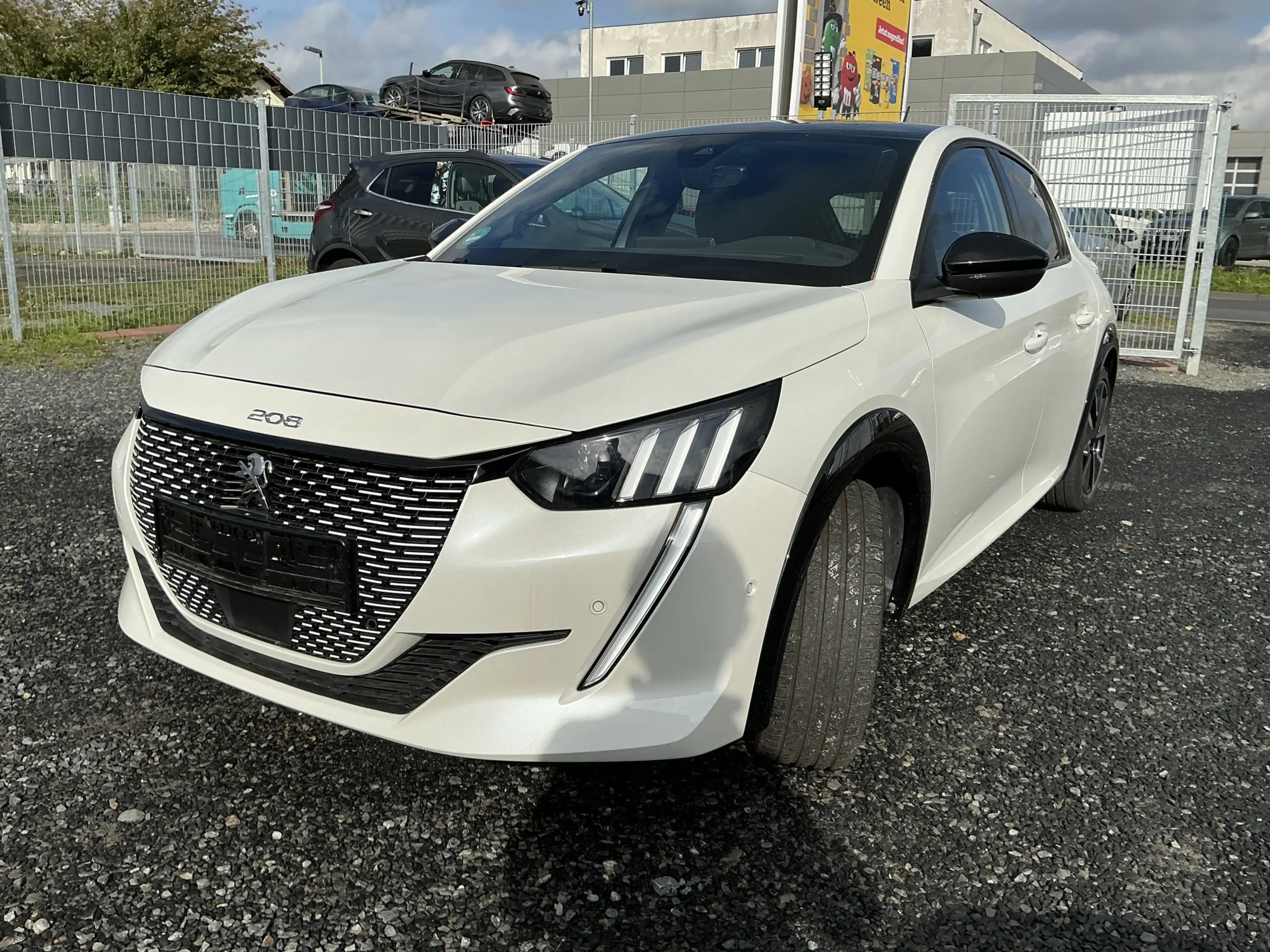Peugeot e-208 GT-Pack Leder R.Cam Navi ACC SHZ LED