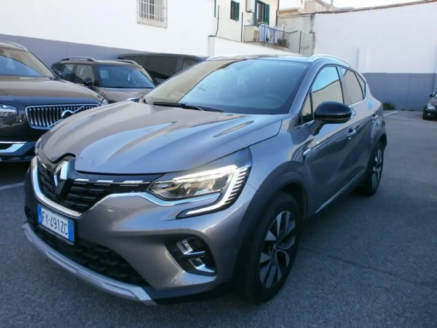 Renault Captur Captur II 2019 1.3 tce Intens 130cv edc fap Grigio - 1