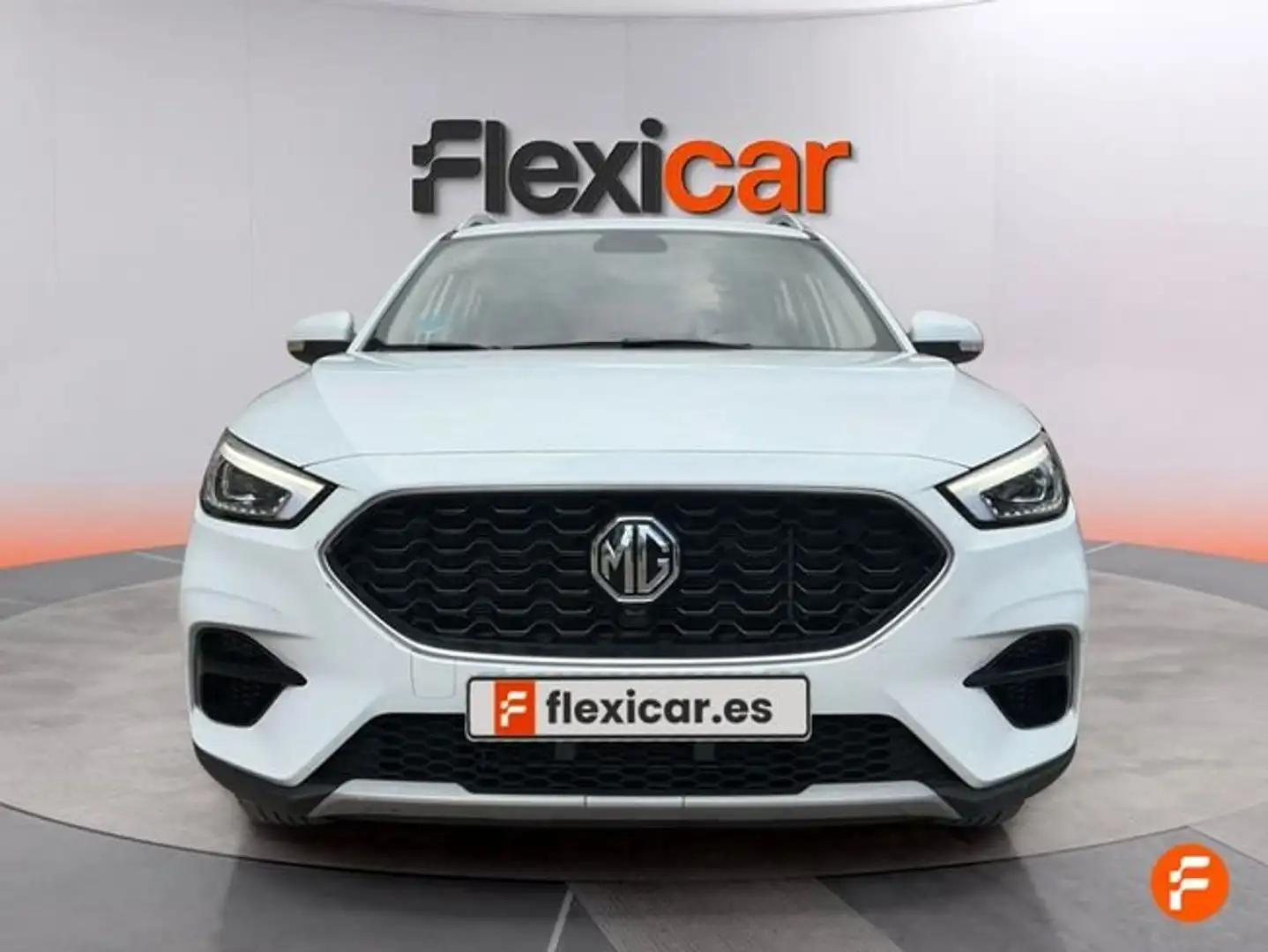 MG ZS 1.5 Comfort Blanco - 2